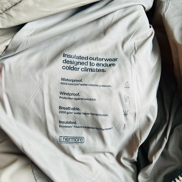 RAINS W Alta Puffer Parka- Size Large - Picture 6 of 8